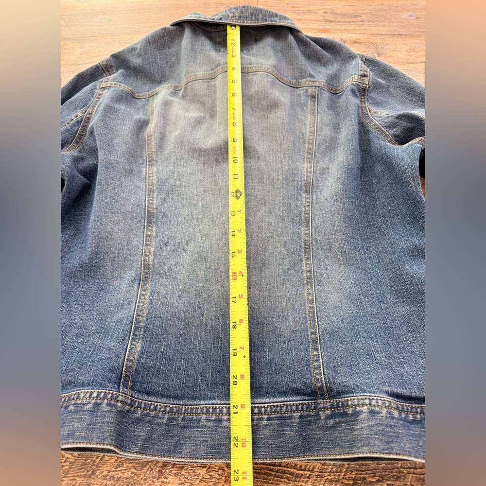 Old Navy Medium Washed Cropped Stretch Denim Trucker's Jacket, Women's Size L - Picture 10 of 13